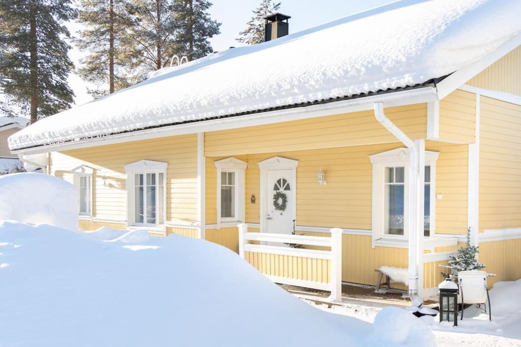 Arctic Circle Close To Santa's Village Holiday home